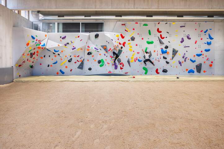 Boulderwand in der Ausbildungshalle
