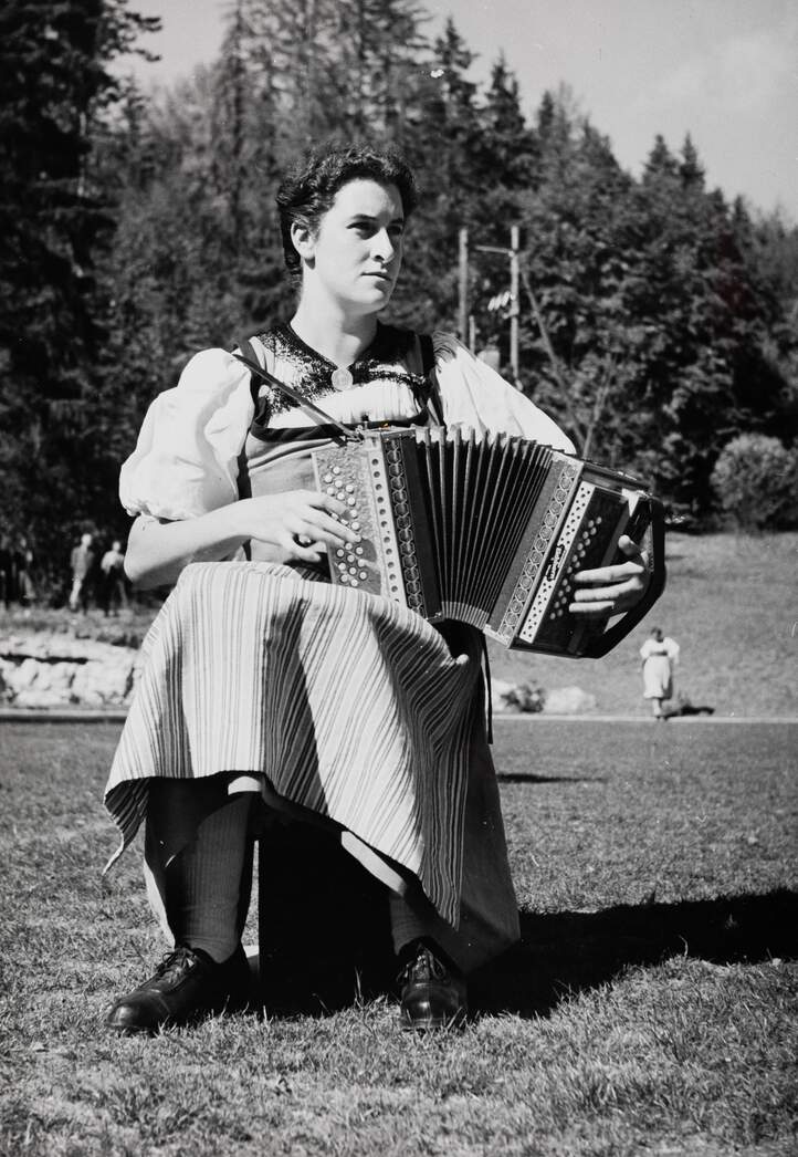 Volkstanz Trachtenvereinigung 1947