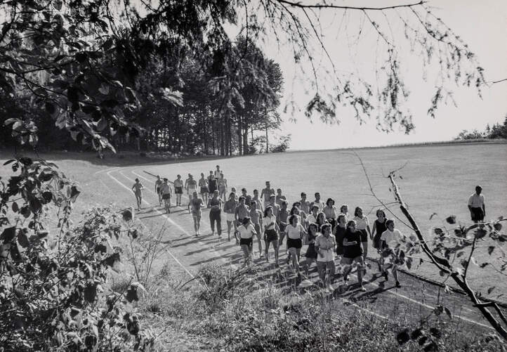 Magglingen Lärchenplatz Läufergruppe 1947